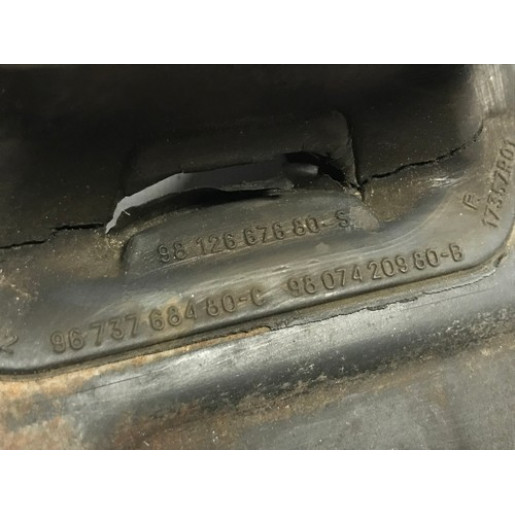 Кронштейн / опора коробки передач Peugeot 308 1.6BlueHDI 2013-2021 9673768480